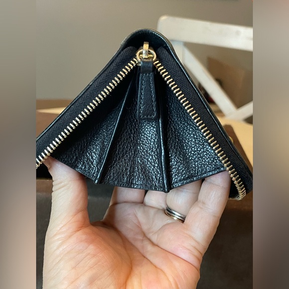 Yves St. Laurent black leather zip around wallet - Picture 12 of 12